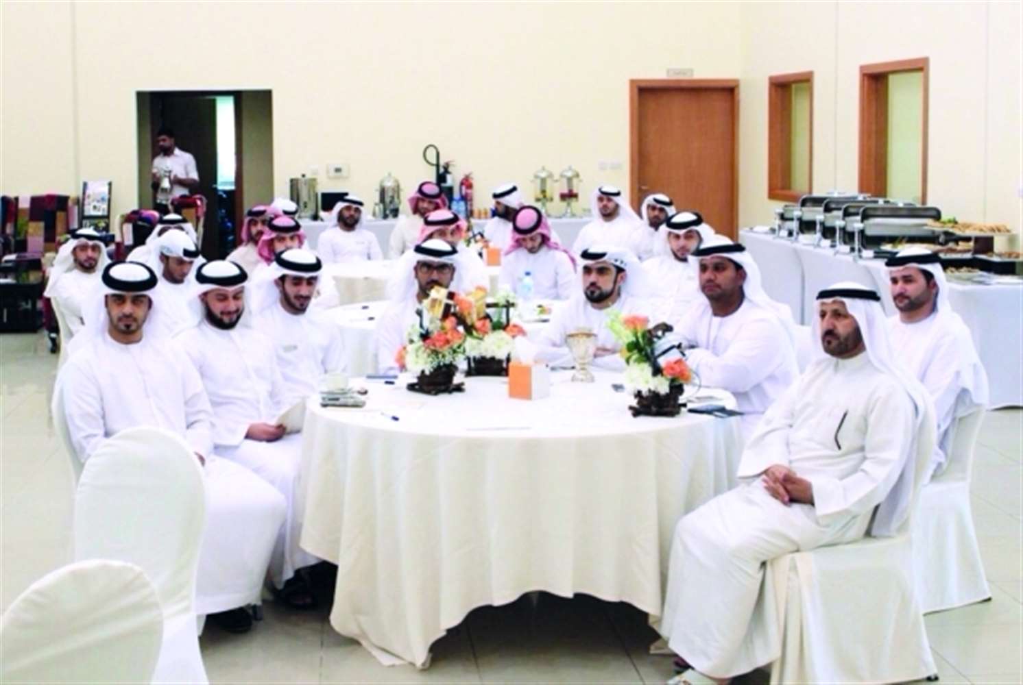 شؤون الضواحي تكرم الفرق واللجان المنظمة لفعاليات مهرجان ضواحي3