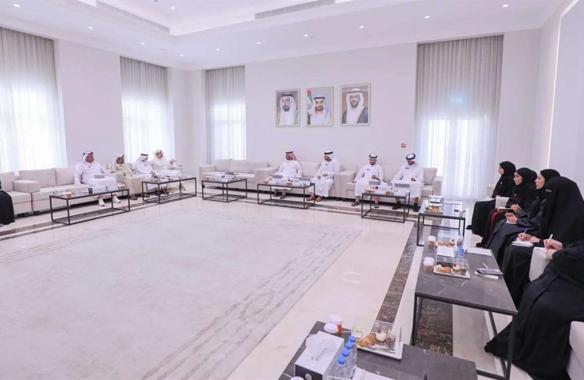 شؤون الضواحي تعقد اجتماعها الدوري مع رؤساء مجالس أولياء أمور الطلبة